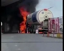 Akaryakıt istasyonunda gaz tankeri alev alev yandı!