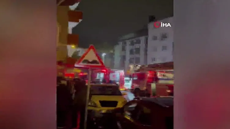 Beyoğlu'nda gecekonduda yangın paniği