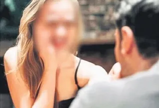 Biten aşk karelerine ceza