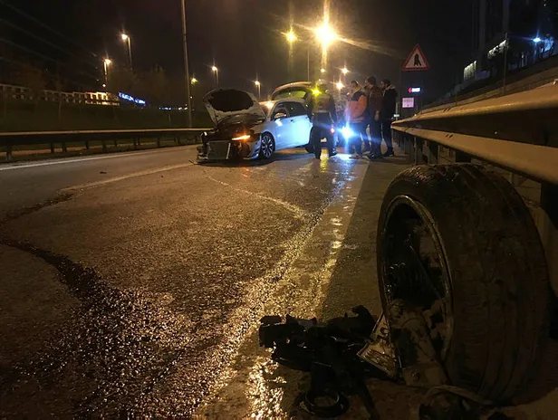 Şile Otoyolu'nda zincirleme trafik kazası: 2 yaralı-1