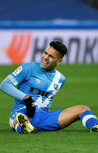 Radamel Falcao İspanya'da da sakatlandı! Sosyal medya Falcao'yu konuşuyor