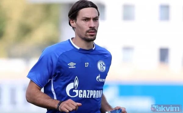 29 Yaşındaki Fransız Stoperin, Mavi-Beyazlılarla Sözleşmesi Sezon Sonunda Bitiyor.