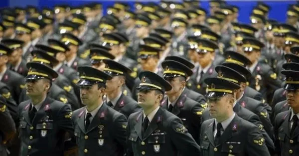 resmi-gazetede-yayimlandi-jandarma-genel-komutanligina-1300-erkek-ogrenci-alinacak-1593733673195.jpeg