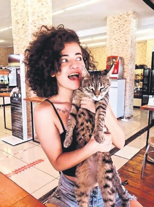 havalimani-hirsizlari-drone-ile-yapilan-trafik-denetiminde-yakalandi-yurttan-haberler-1627855208290.jpeg Havalimanı hırsızları drone ile yapılan trafik denetiminde yakalandı | Yurttan haberler-6