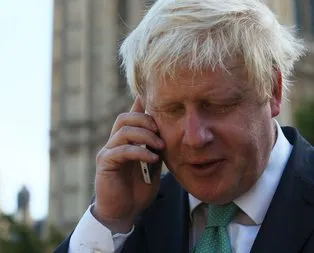 Boris Johnson’na büyük şok! Telefonuna el koydular