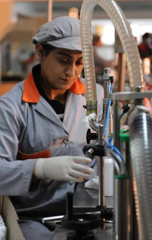 Zora düşene maaş desteği! Kısa çalışma ödeneğinden kimler yararlanır? Hangi işçilere ödeme yapılıyor?