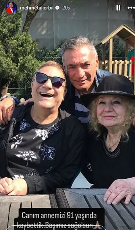 mehmet-ali-erbil-annesinin-cenaze-torenine-katilmadi-tiktokta-yayin-acti-1775307887464.jpeg Mehmet Ali Erbil annesinin cenaze törenine katılmadı: TikTok'ta yayın açtı-3