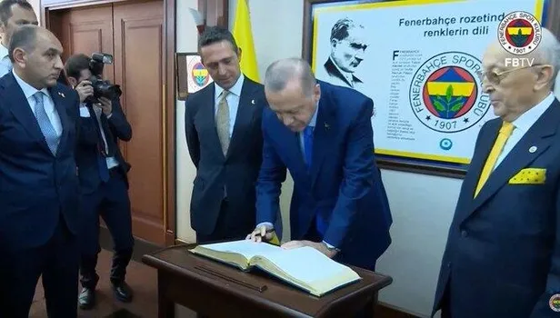 Başkan Erdoğan, Fenerbahçe Yüksek Divan Kurulu Toplantısı'nda