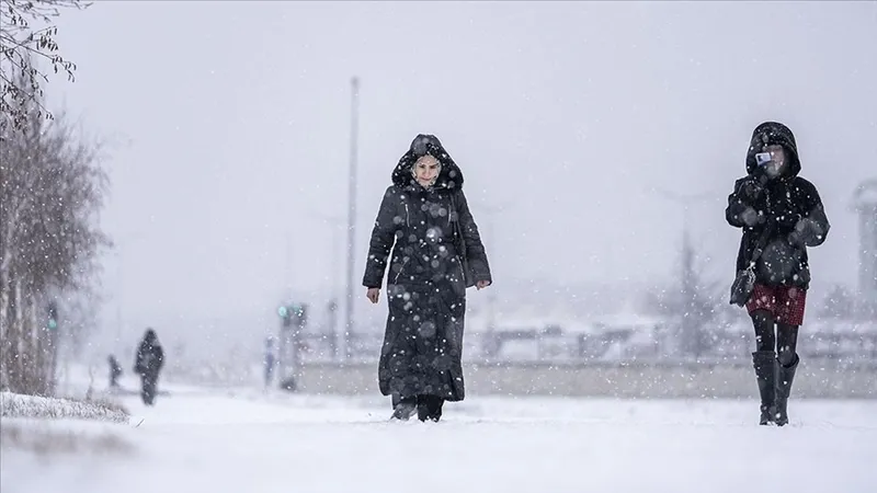 kis-geri-dondu-uzman-isimden-kritik-uyari-44-ilde-kar-yagmur-ve-don-alarmi-1775801602371.jpg Kış geri döndü: Uzman isimden kritik uyarı! 44 ilde kar, yağmur ve don alarmı-9
