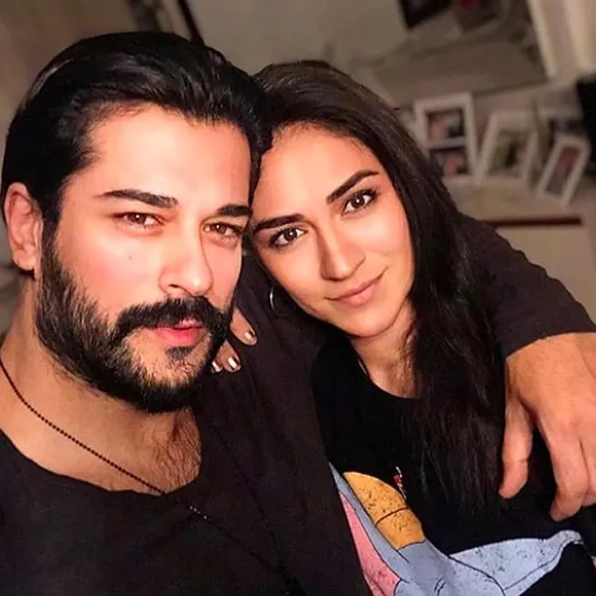 Kuruluş Osman’ın başrolü Burak Özçivit’in baldızlarına bakın! Fahriye Evcen’in kardeşleri "Güzellik genetik" dedirtti - 7