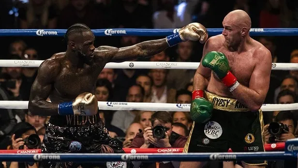 wilder-fury-maci-ne-zaman-saat-kacta-tyson-fury-deontay-wilder-3-maci-hangi-kanalda-1633583223052.jpg