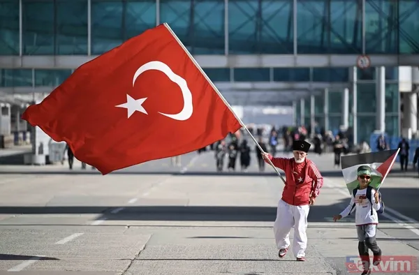 BÜYÜK FİLİSTİN MİTİNGİ! 7'den 70'e milyonlarca vatandaş Atatürk Havalimanı'na akın etti! - 1