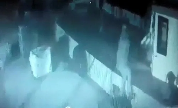 İzmit Körfezi’nde kahreden ölüm! Gemiye çıkmaya çalışırken denize düştü-1