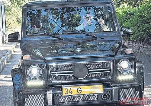 Demet Özdemir 2.5 milyona kıydı yeni oyuncağıyla havasını da attı! İşte Demet Özdemir'in parmak ısırtan yeni arabası - 22