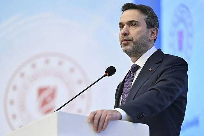enerji-ve-tabii-kaynaklar-bakani-alparslan-bayraktar-canli-yayinda-duyurdu-dogalgaza-zam-yok-1705003220337.jpeg