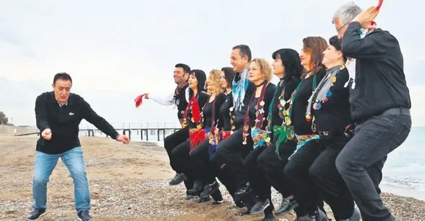 Halay Komutanı