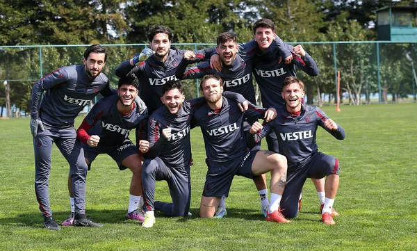 ozel-haber-i-trabzonspor-avrupada-da-rekora-gidiyor-tek-rakibi-psg-1647257927071.jpg