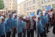 Azerbaycan’da 28 Şubat’ı hatırlatan başörtüsü yasağı! Öğrenciler ayakta: Okul kapısında polis engeli