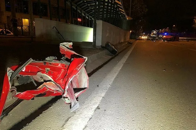 Son dakika: Bursa'da feci kaza! Kazadan kurtulanlara arkadan gelen otomobil çarptı...