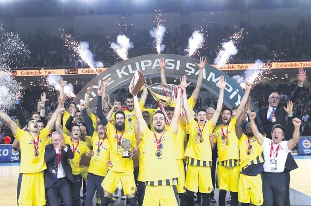 Şampiyon Fenerbahçe