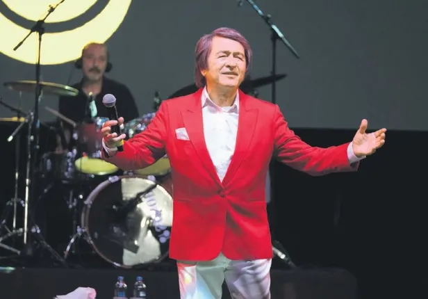 Pelin Karahan annesi Nural Hanım ile alışverişte | 6 Haziran magazin haberleri-7