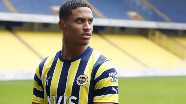 670-milyon-husran-fenerbahcenin-transfer-yatirimlari-beklenen-katkiyi-vermedi-1683853830307.jpeg 670 milyon hüsran! Fenerbahçe'nin transfer yatırımları beklenen katkıyı vermedi-4