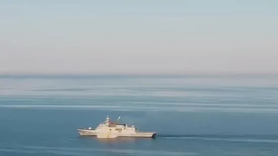 yerli-ve-milli-imkanlarla-uretildi-atmaca-ilk-atisinda-tam-isabet-1612515637460.jpg Yerli ve milli imkanlarla üretildi! Atmaca ilk atışında tam isabet-3