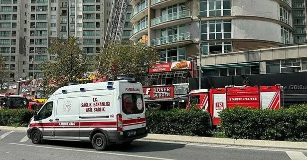 Esenyurt'ta 33 katlı sitede yangın! Can pazarı yaşandı!  Mahsur kalanlar var