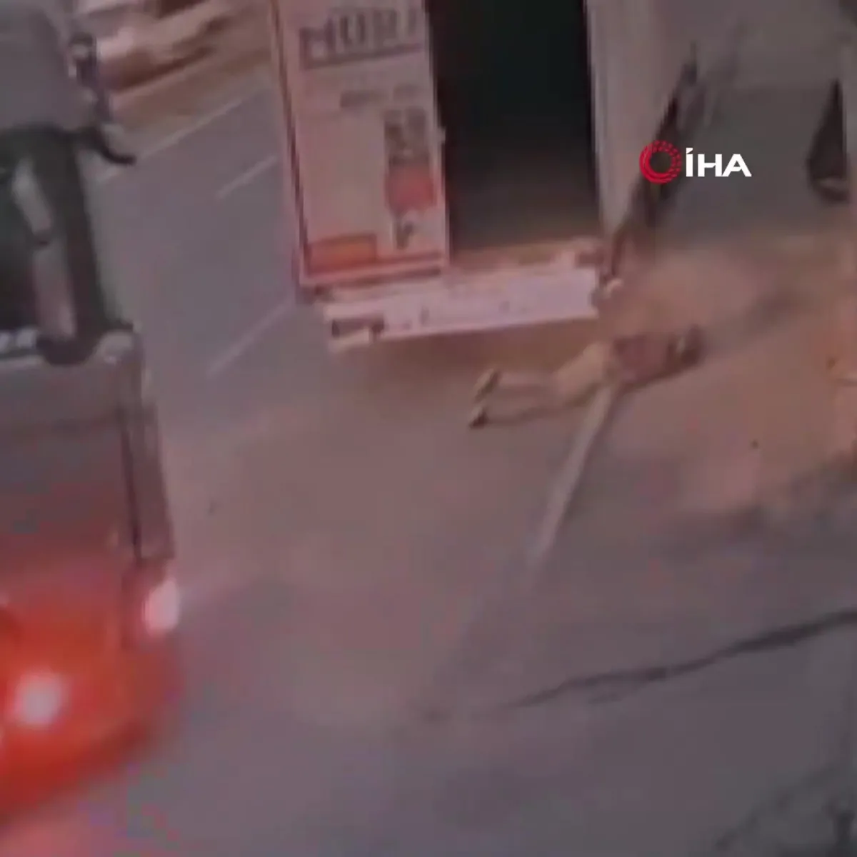 Manevra hatası can aldı! Ölümlü kaza kamerada!
