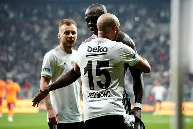 Beşiktaş Galatasaray'a karşı evinde üst üste 6. kez kazandı! Zirve'de kartları yeniden dağıttı-4