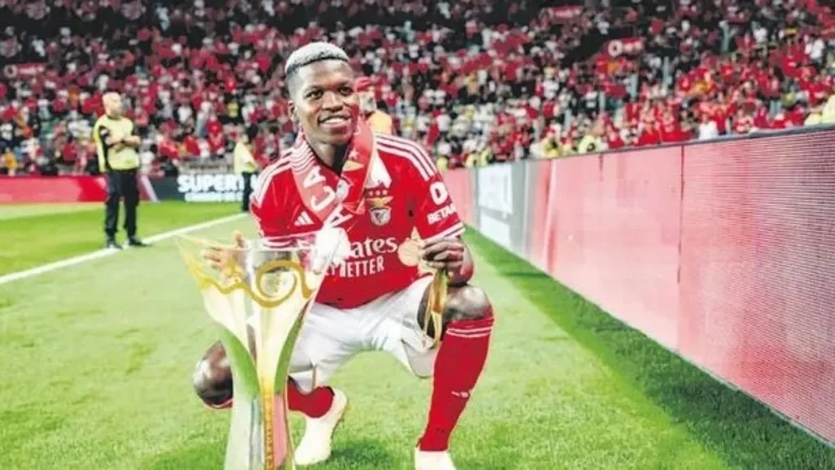 Fener'den orta sahaya Florentino Luis ismi