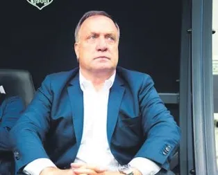 Fener kupada elenirse Advocaat hemen gidiyor