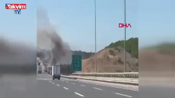 Sarıyer’de TIR yangını: Dorse küle döndü