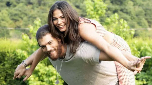 Can Yaman Nişantaşı'nda yakalandı-1