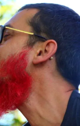 Rüyada kırmızı sakal görmek ne anlama gelir?