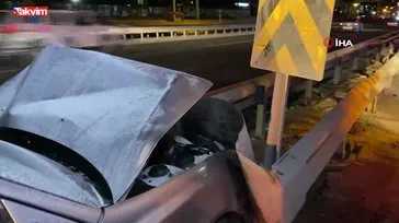 Kocaeli’de otomobil bariyere saplandı!
