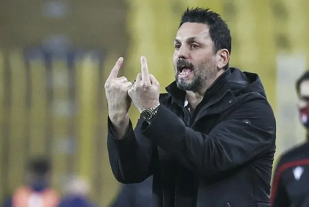 her-devrim-once-kendi-evlatlarini-yer-ali-koc-fenerbahceli-isimleri-tek-tek-gorevden-aldi-1626533842603.jpeg Her devrim önce kendi evlatlarını yer! Ali Koç Fenerbahçeli isimleri tek tek görevden aldı!-4