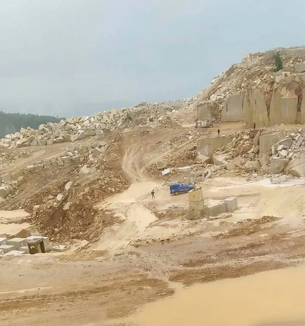 kastamonuda-mermer-ocaginda-calisan-isci-is-makinesinin-altinda-kalarak-hayatini-kaybetti-1656070164444.jpg Kastamonu'da mermer ocağında çalışan işçi iş makinesinin altında kalarak hayatını kaybetti-2