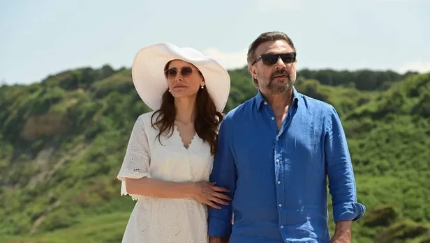 ben-bu-cihana-sigmazama-altin-cagini-yasatacak-transfer-edhodan-sonra-bir-sov-daha-yapacaklar-1687612338555.jpg Ben Bu Cihana Sığmazam'a altın çağını yaşatacak transfer! Yıllar sonra bir kez daha buluşacaklar-3