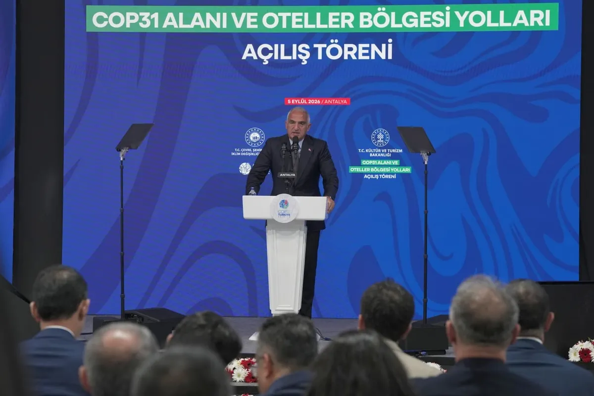 antalya-cop31e-yatirimlarla-hazirlaniyor-38-kilometrelik-yol-tamamlandi-100-bine-yakin-ziyaretci-bekleniyor-1788598865311.jpeg Antalya COP31'e yatırımlarla hazırlanıyor: 38 kilometrelik yol tamamlandı, 100 bine yakın ziyaretçi bekleniyor-3