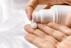 Ticaret Bakanlığından kozmetik ürünlere sıkı denetim! Güneş kremleri ve saç boyalarında bazı içeriklere kısıtlama geliyor