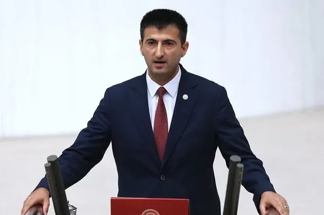 Memleket Partisi'nde "İmamoğlu" krizi! Milletvekili Mehmet Ali Çelebi partisinden bu sözlerle istifa etti