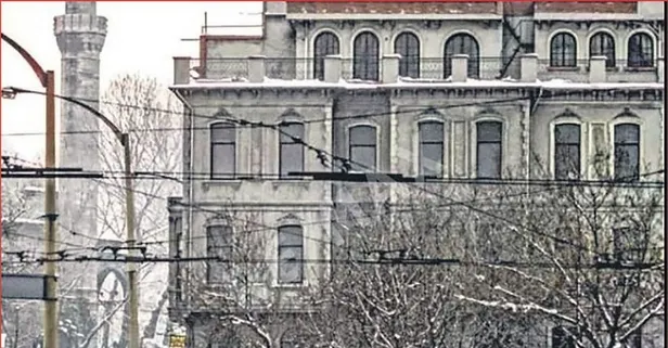 Sultanahmet’te Nuri Kenan Paşa’nın hastalarını muayene ettiği Leman Esma Kasay Han satışta