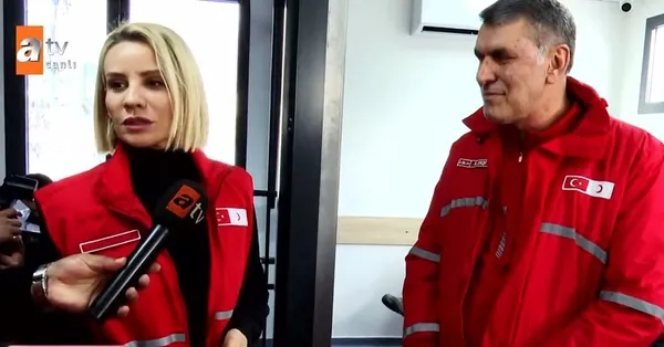 esra-erolda-ailesi-bagis-noktasi-istanbul-besiktasta-faaliyete-basladi-basimizi-yastiga-huzurla-koymanin-baska-1677182512005.jpg "Esra Erol'da" Ailesi Bağış Noktası İstanbul Beşiktaş'ta faaliyete başladı! “Başımızı yastığa huzurla koymanın başka yolu yok...”-8