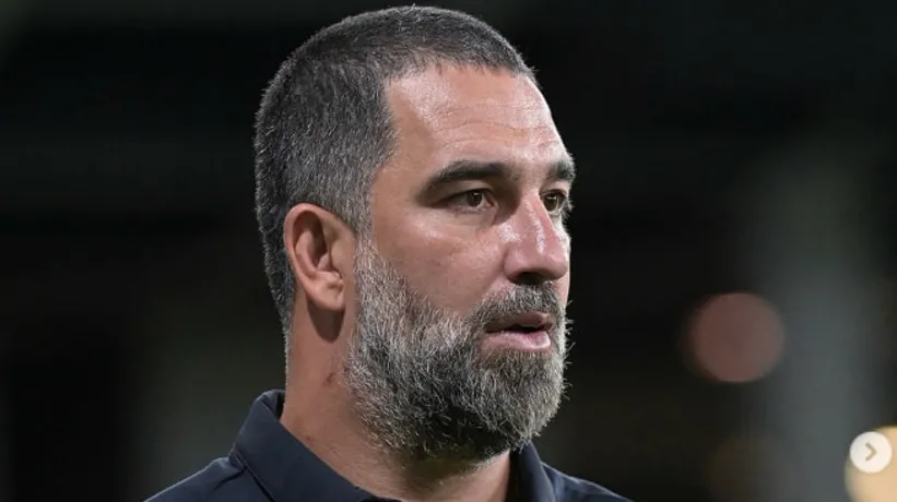 Arda Turan’dan yeğenine hoş geldin hediyesi yarım kilo altın