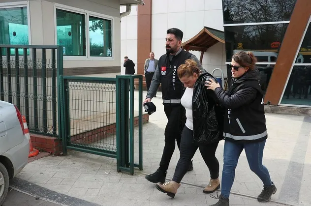 Son dakika: Kocaeli'de fuhuş operasyonunda yakalanan 2 şüpheli tutuklandı