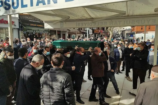 SON DAKİKA: Gazeteci Ahmet Kekeç'e son veda!