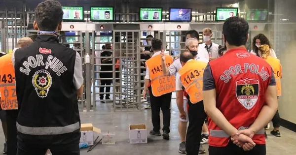Lig başladı oyun ortaya çıktı! Aşısızlar başkalarının Passolig’i ile…-4