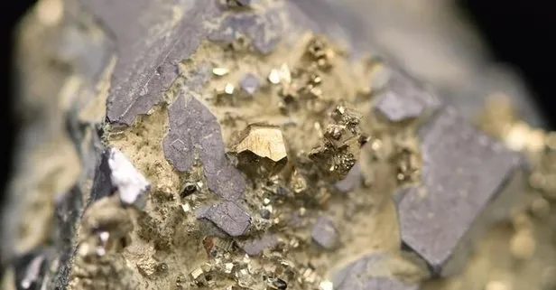 Türkiye’de 4 bin 700 ton potansiyel altın madeni kaynağı var