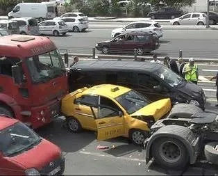 İki TIR’ın arasına sıkıştı!